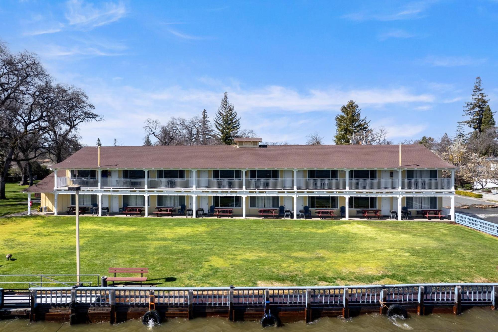 Skylark Shores Resort Lakeport Exterior foto